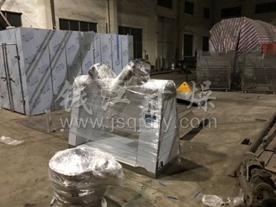 上海爵升生物科技有限公司 与我公司再次购买的V型混合机今日完工