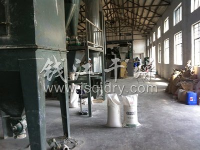 山东东营胶囊破胶剂包衣机、底喷流化床、底喷包衣机制作完毕后发货并现场安装调试完毕