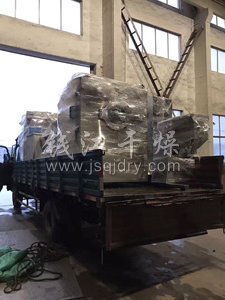 哈尔滨某药厂BG-80*包衣机顺利发货！