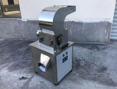 山东青岛和新化工订购的CSJ-250粗碎机今日制作完成