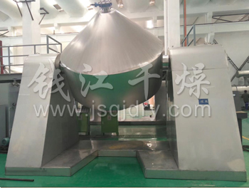 江西某客户定制的SZG-5000回转真空干燥机现场安装完毕