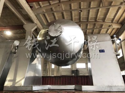 多台SZG系列双锥真空干燥机发货