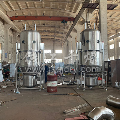 山东客户定制的2台FL-120型沸腾制粒干燥机完成！